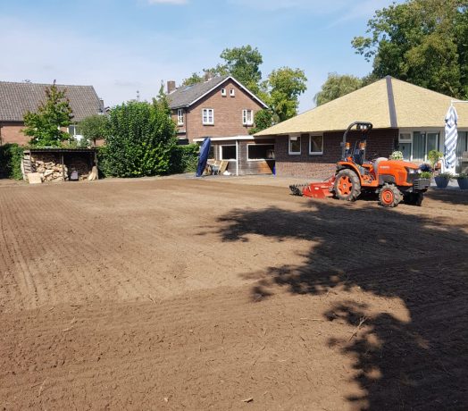 Gras zaaien Zetten