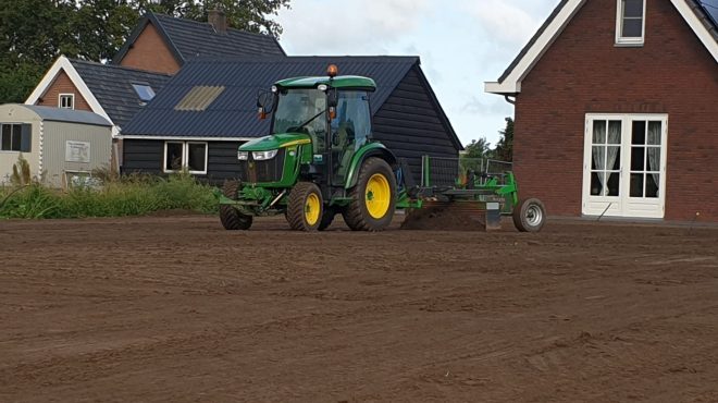 Wadenoijen. (Gazon helemaal opnieuw inzaaien door Grastotaal.nl)