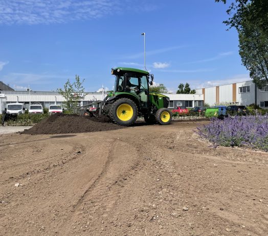 Bedrijfstuin te Tiel inzaaien door Grastotaal