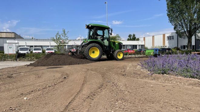 Bedrijfstuin te Tiel inzaaien door Grastotaal