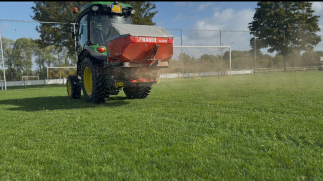Gras bemesten - Grastotaal.nl