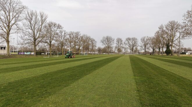 Vertidrainen sportveld - Grastotaal.nl